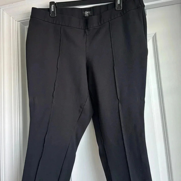 LOFT Ponte Pants - Picture 2 of 4